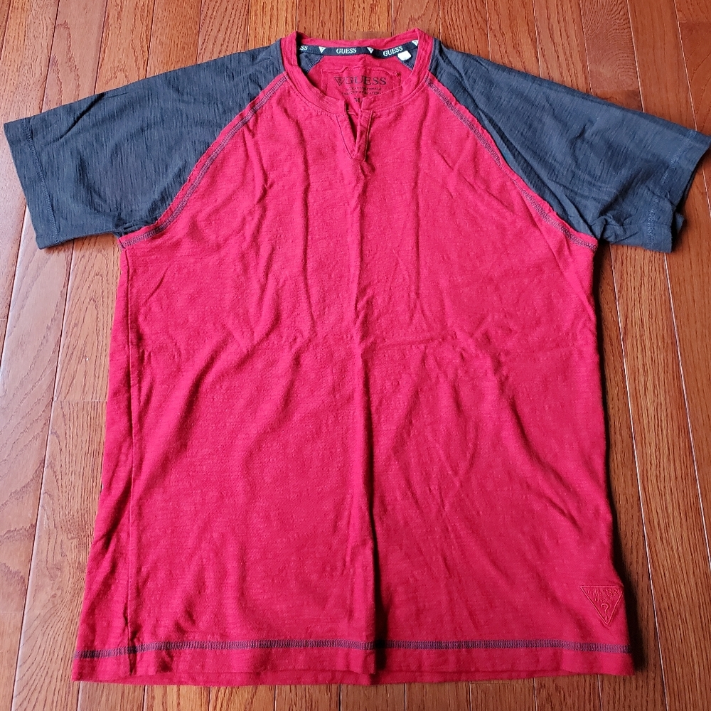 Guess t-shirt
